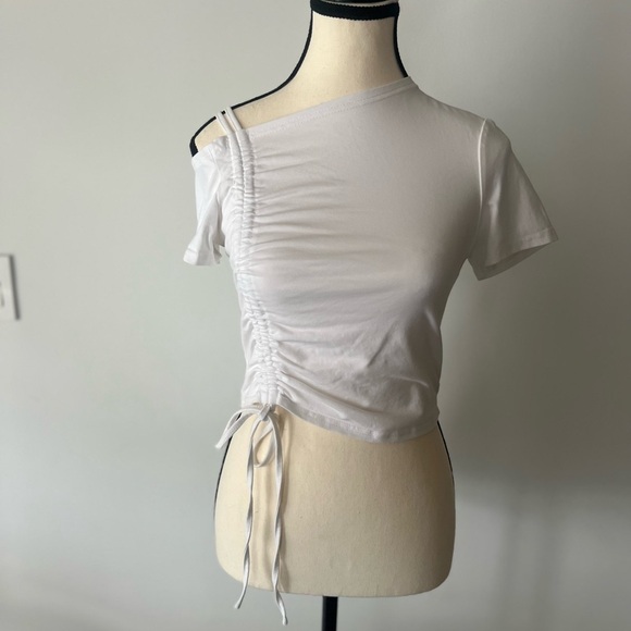Superdown White Ruched Front T-Shirt - Picture 4 of 12